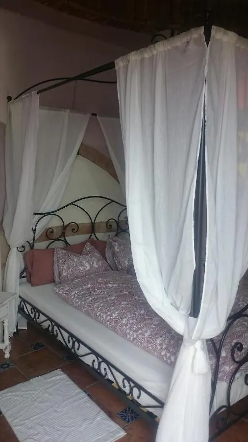 Casa Paraiso Benajarafe Tatil Evi